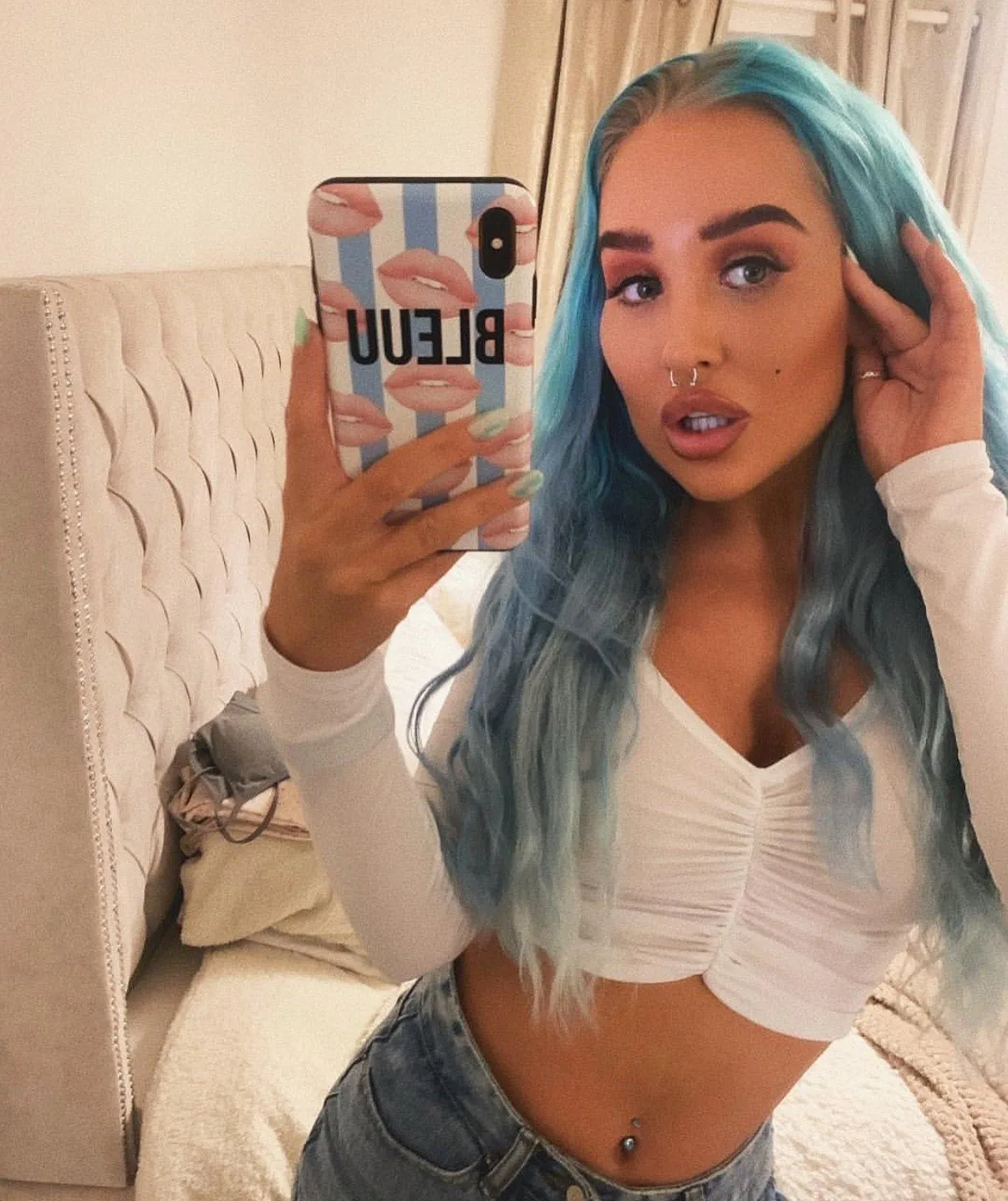 BLUE STRIPES LUSH LIPS