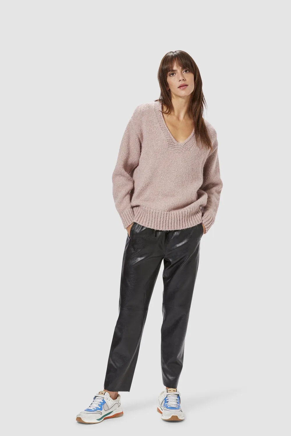 Rich&Royal PULLOVER MIT V-AUSSCHNITT UND LUREX rosé