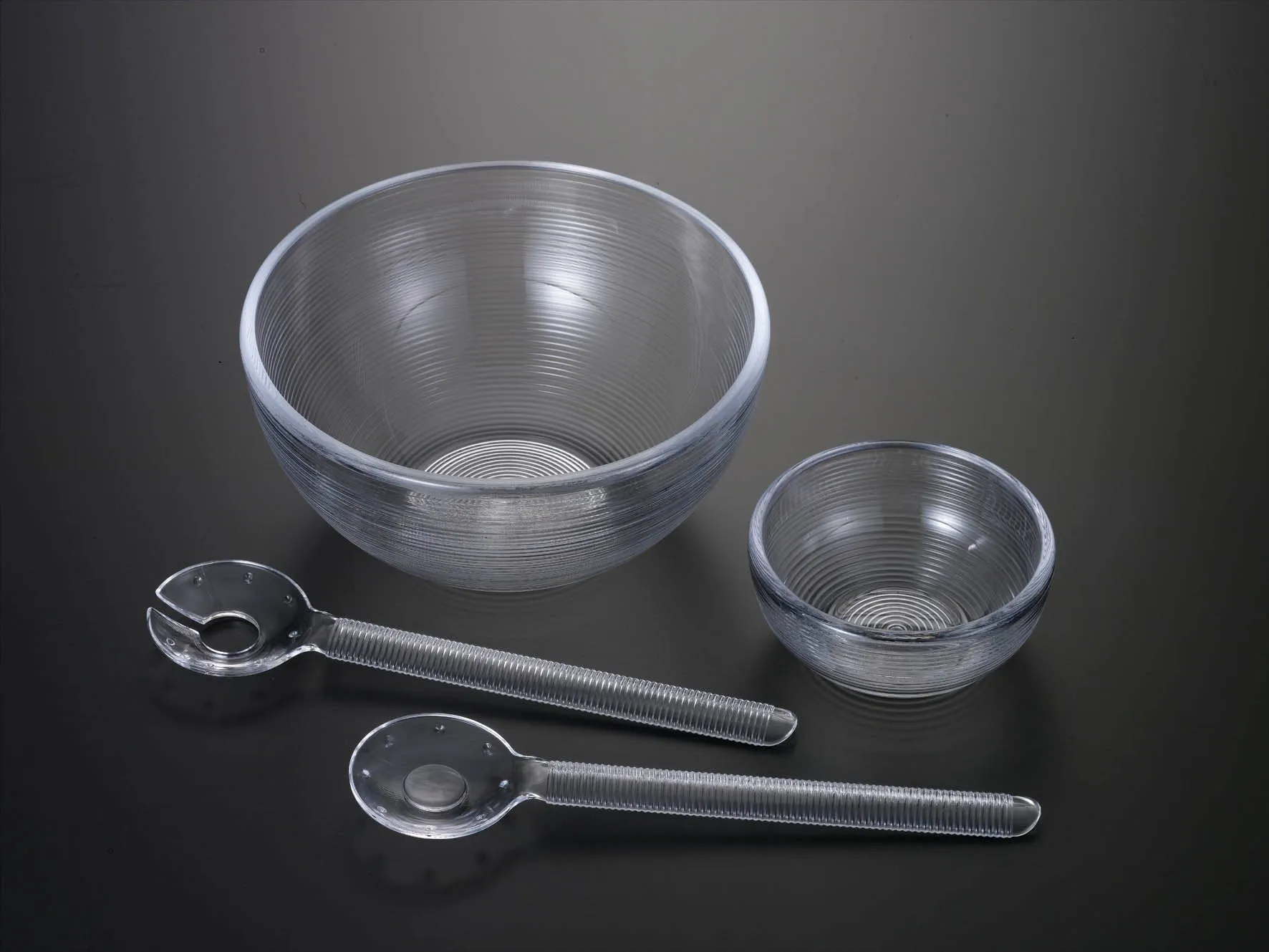 Ring Style Salad Servers