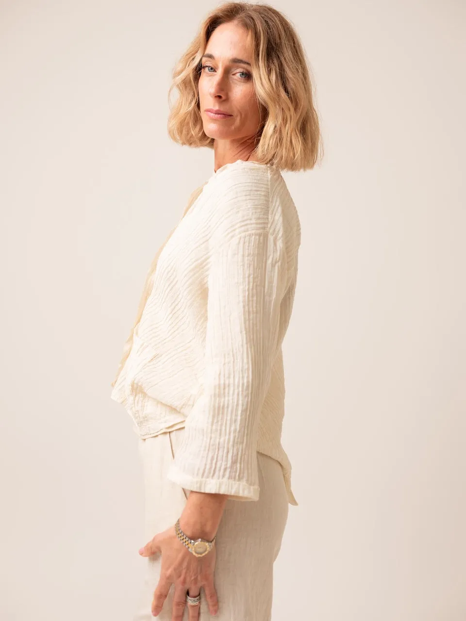 Transit Par Such Textural Light Jacket in Ivory