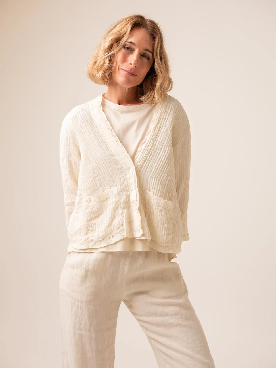 Transit Par Such Textural Light Jacket in Ivory